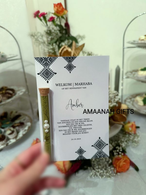 Henna tafelkaarten met henna buisje
