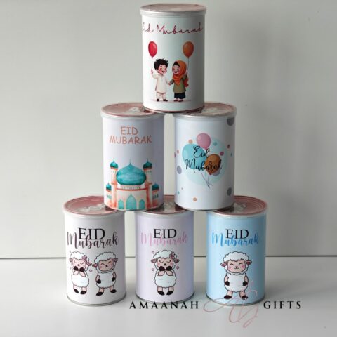 Assortiment Eid Mubarak chipsbussen met schaapjes, moskee en ballonnen