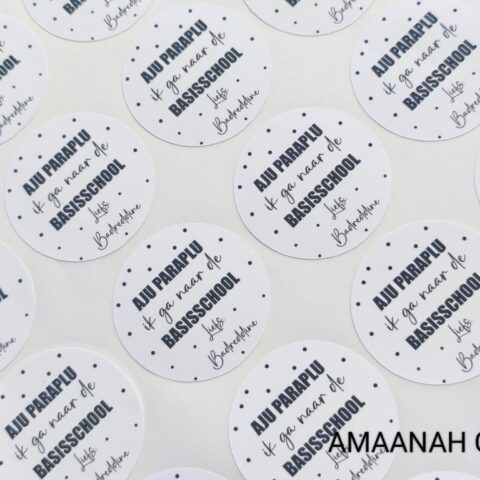 Gepersonaliseerde Aju Paraplu afscheid stickers voor de basisschool met naam.
