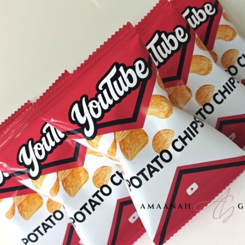 Gepersonaliseerde chipszakjes met logo van youtube voor bedrijven en evenementen
